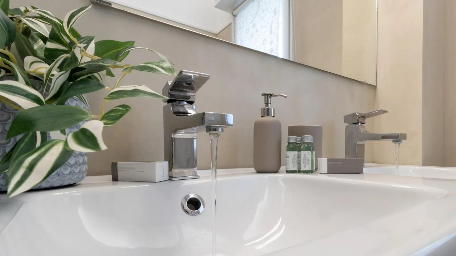 Apartment Casarava Sul Parco 3 Camere 2 Bagni Riccione
